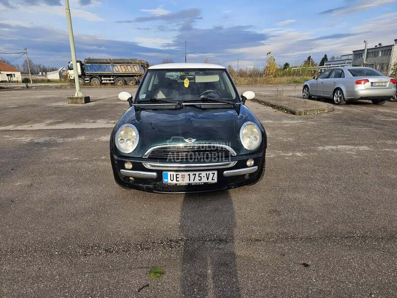 MINI Cooper 