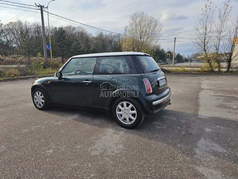 MINI Cooper 