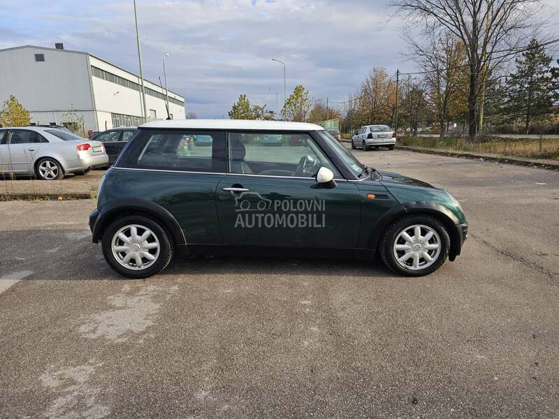 MINI Cooper 