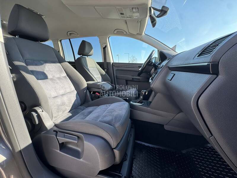 Volkswagen Touran XEN / LED