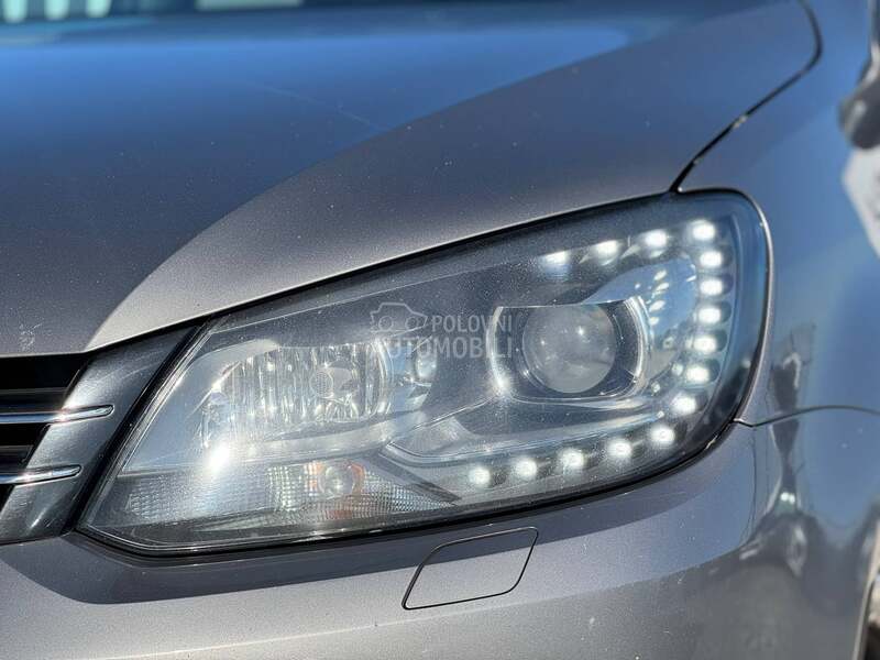 Volkswagen Touran XEN / LED