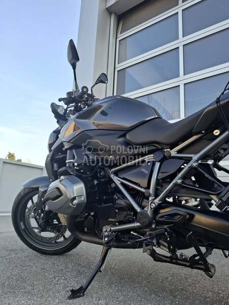 BMW R1200R