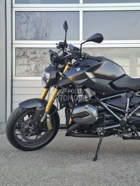 BMW R1200R