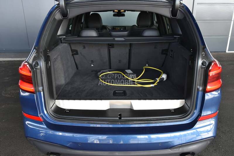 BMW X3 30e xDrive PHEV