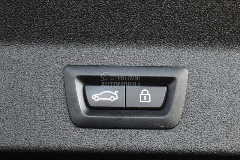 BMW X3 30e xDrive PHEV