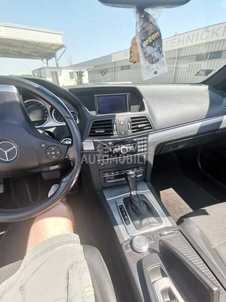 Mercedes Benz E 200 e200cgi