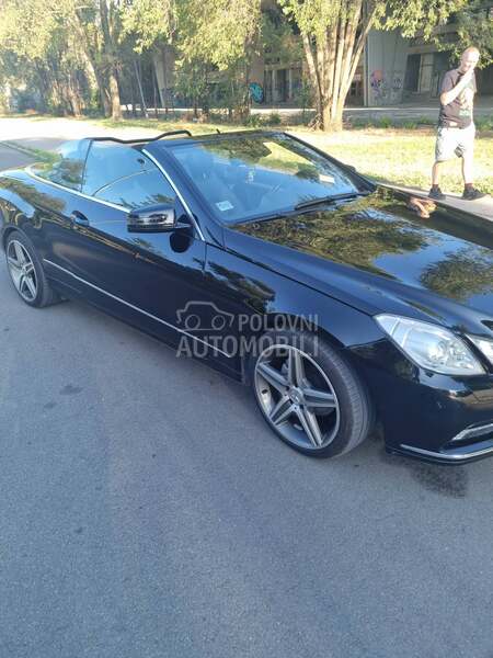 Mercedes Benz E 200 e200cgi