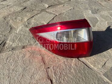 zadnji levi stop za Ford C-Max od 2010. do 2015. god.