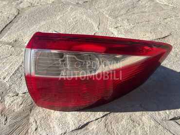 zadnji desni stop za Ford C-Max od 2010. do 2015. god.