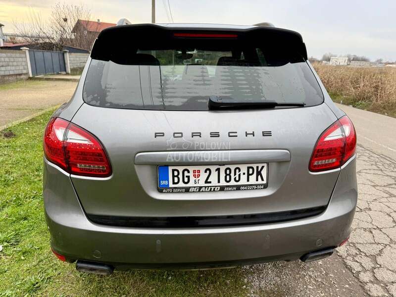 Porsche Cayenne 
