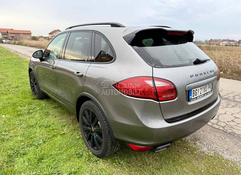 Porsche Cayenne 