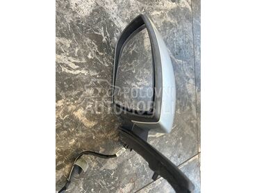 levi retrovizor za Ford C-Max od 2010. do 2015. god.