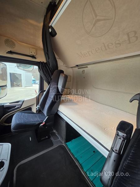 Mercedes Benz Actros MP4 1848