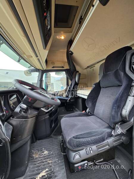 Mercedes Benz Actros MP4 1848