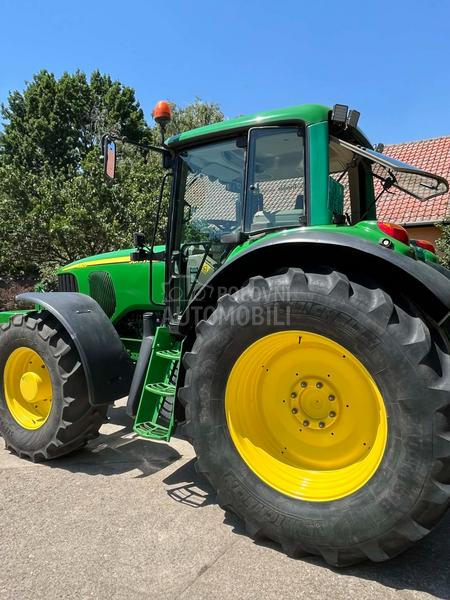 John Deere 6920