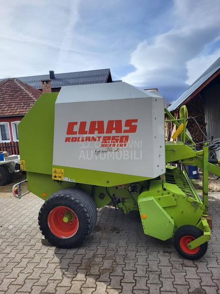 Claas Rollant 250