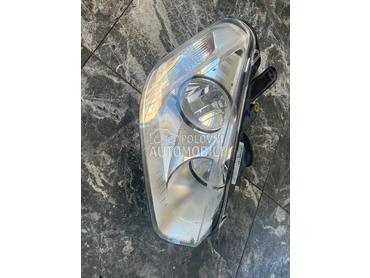 desni far za Ford C-Max od 2006. do 2010. god.