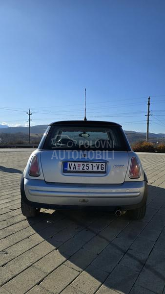 MINI Cooper 