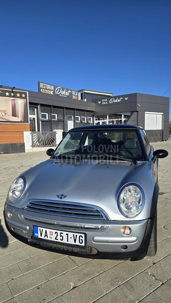 MINI Cooper 
