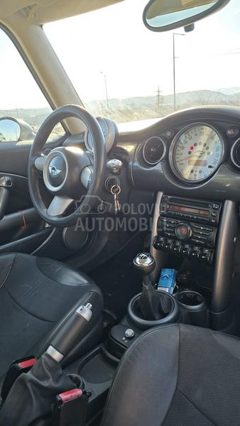 MINI Cooper 