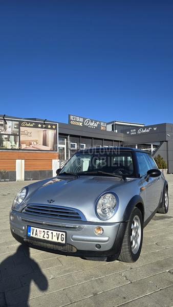 MINI Cooper 