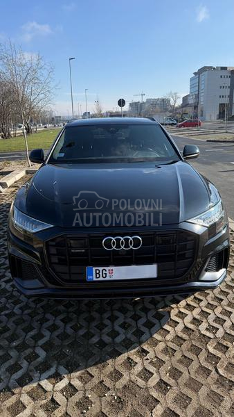 Audi Q8 