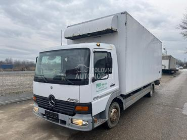 Mercedes Benz 818 za prevoz pilića