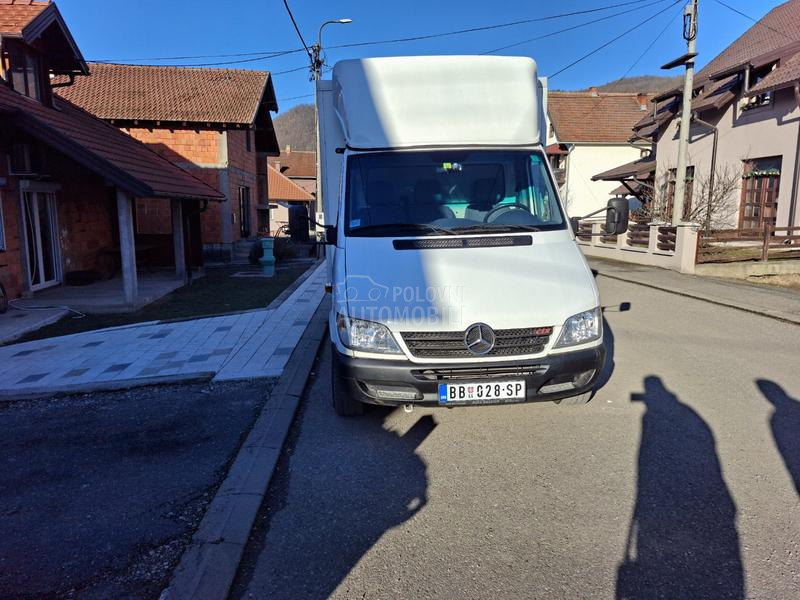 Mercedes Benz Sprinter 