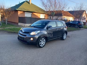 Toyota Urban Cruiser 4x4