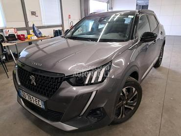 Peugeot 2008 1.2 B GT line