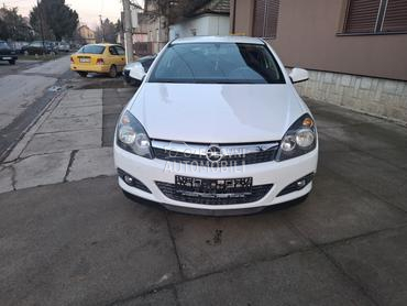Opel Astra H 1.4 GTC