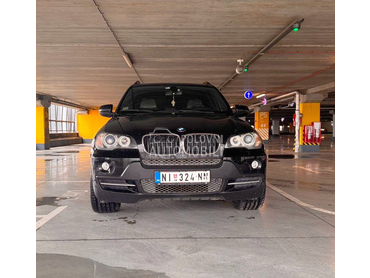 BMW X5 BMW 3.0i  E70