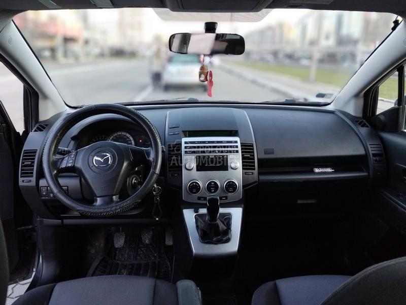 Mazda 5 