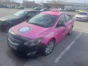 Opel Astra J 