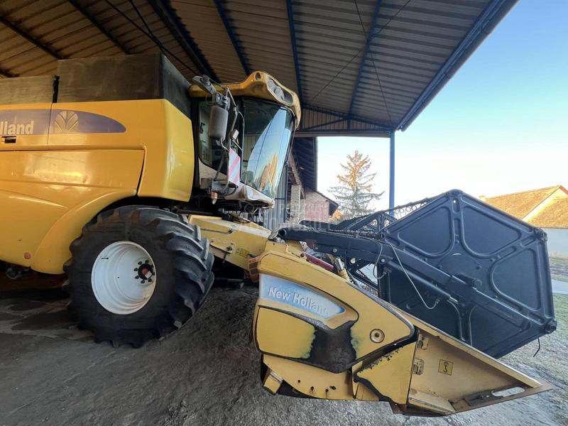 New Holland Cs540