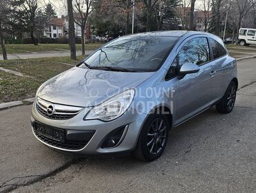 Opel Corsa D 1.4 satellite