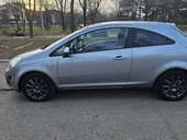 Opel Corsa D 1.4 satellite