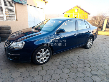 Volkswagen Jetta 2.0 FSI