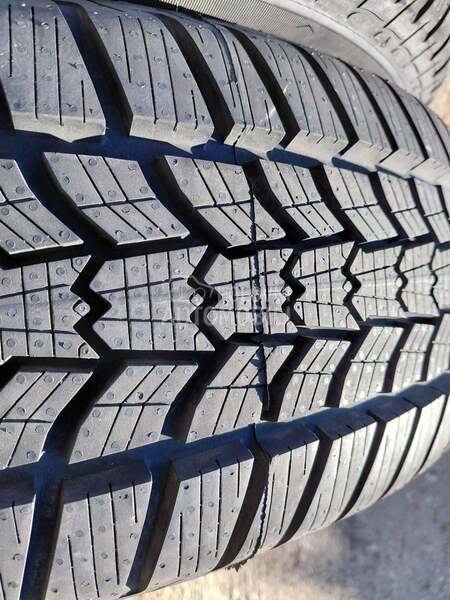 Sava 215/65 R16 Zimska