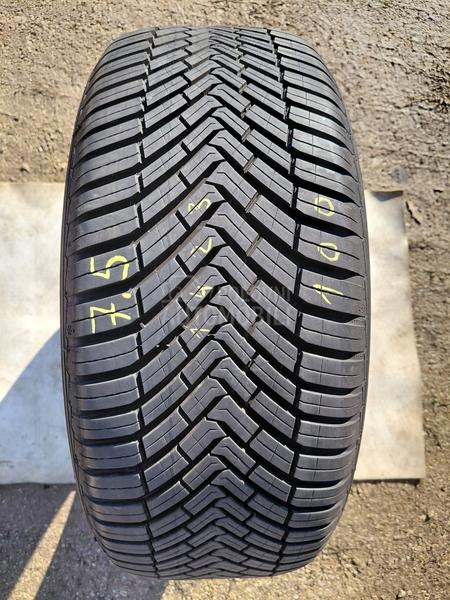 Continental 225/55 R16 Sve sezone