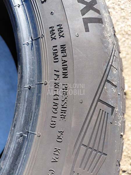 Continental 225/55 R16 Sve sezone