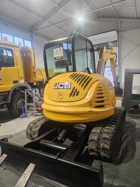 JCB