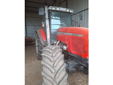 Massey Ferguson 8220