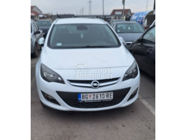 Opel Astra J 