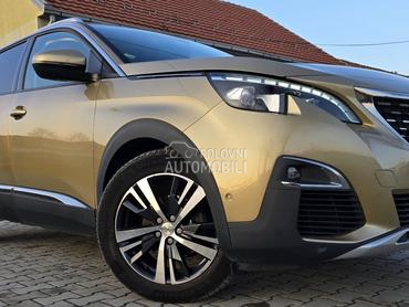 Peugeot 5008 N.A.V.I