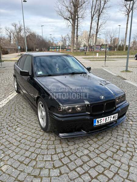 BMW 318 e36