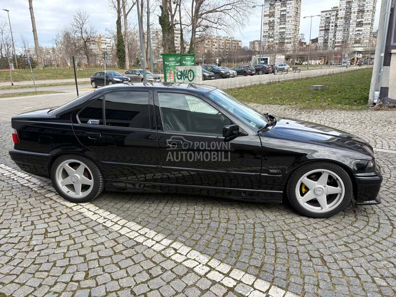 BMW 318 e36