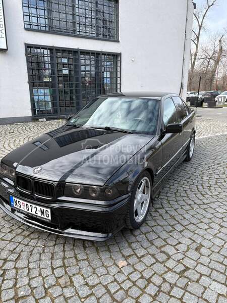 BMW 318 e36