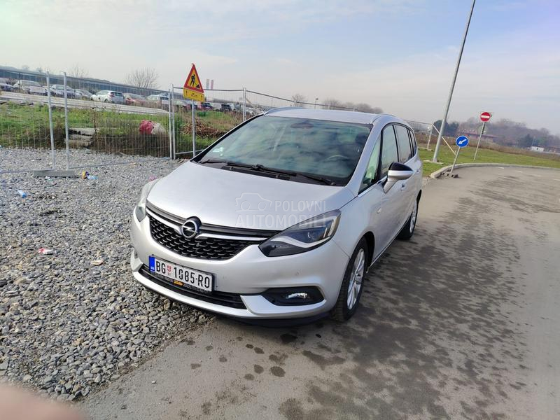 Opel Zafira 