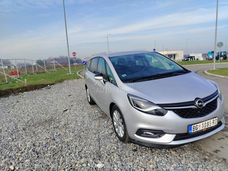 Opel Zafira 